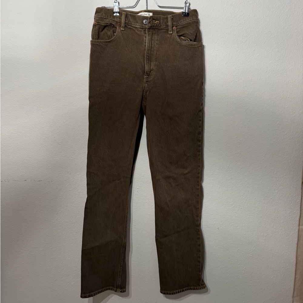 Abercrombie & Fitch The ‘90s Straight Ultra High Rise